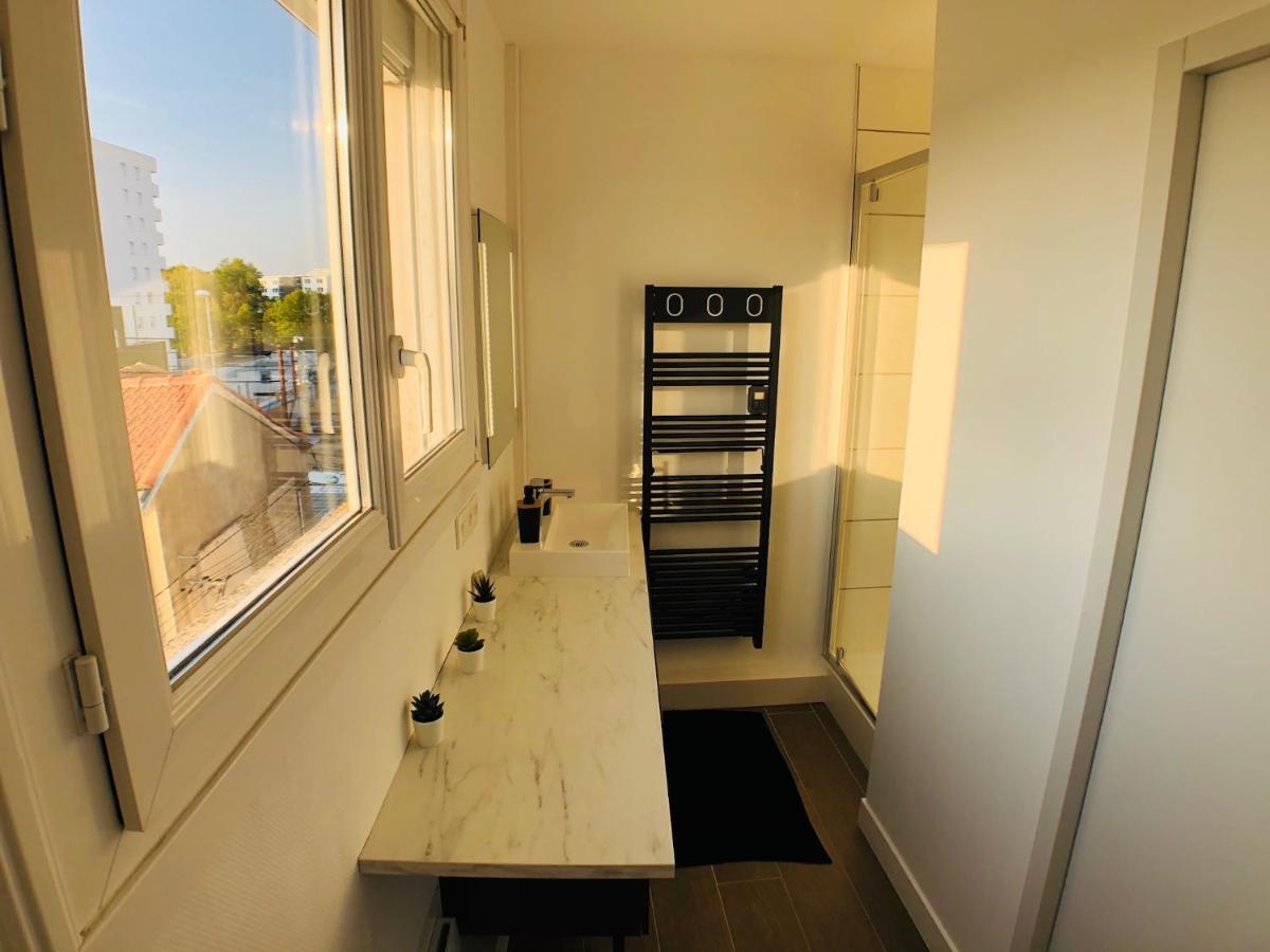 Charmant Appartement 1-4 Personnes, Proche Centre Avec Parking Nantes Kültér fotó